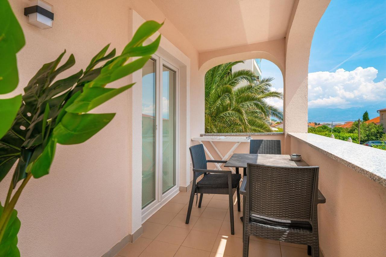 Apartments Gerta With Terrace Baška Zewnętrze zdjęcie